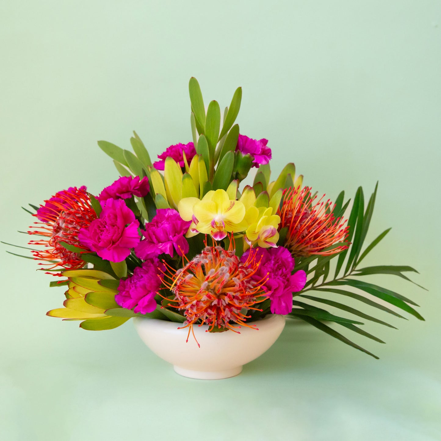 white footed low bowl